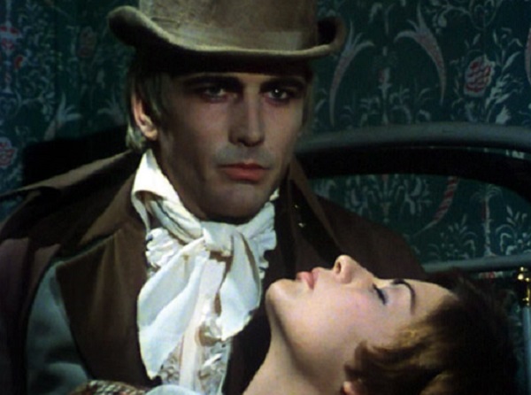 la poupée sanglante